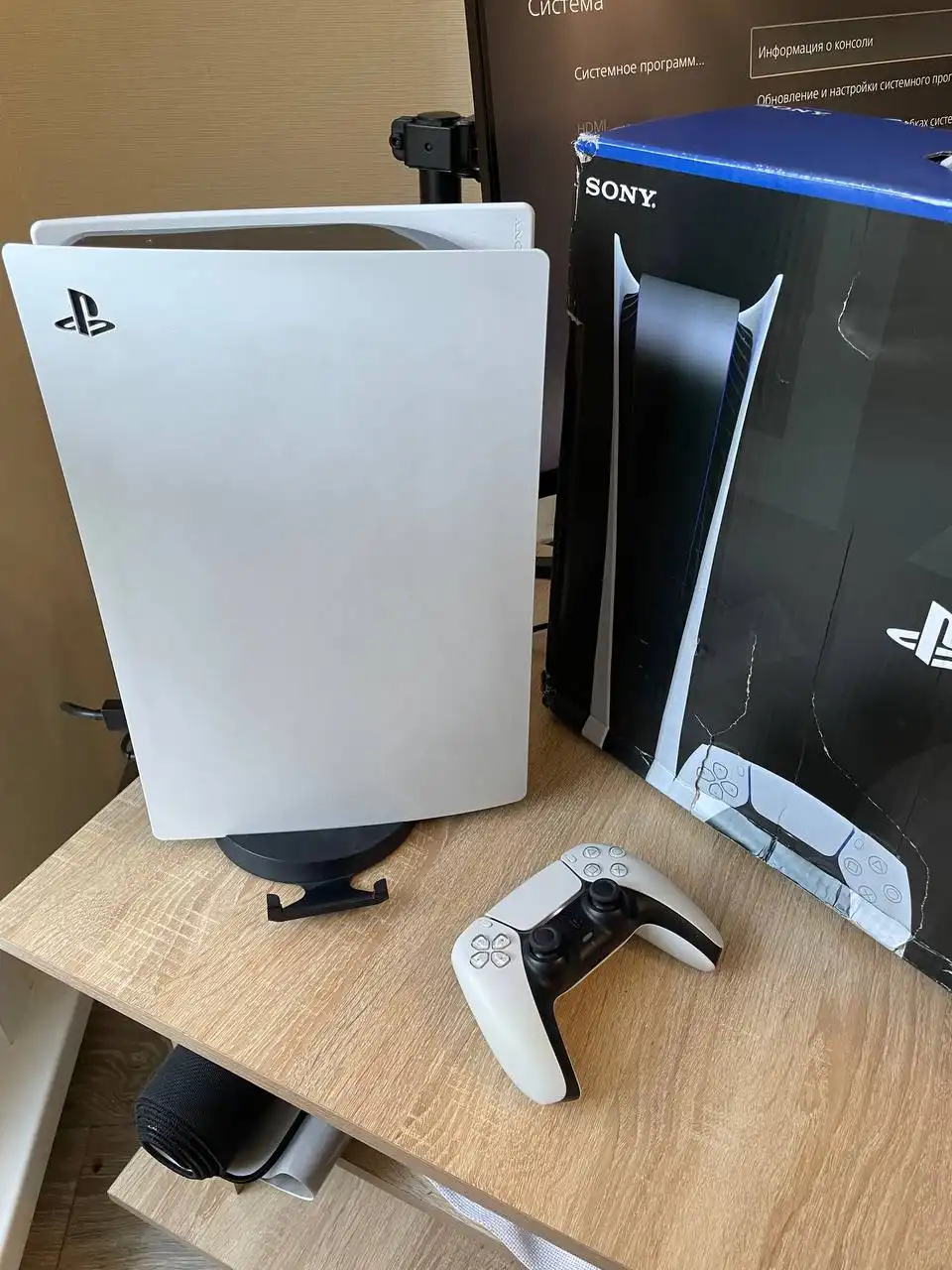 PlayStation 5 в коробке с полным комплектом - Игровые консоли (Электроника) в Барнаул