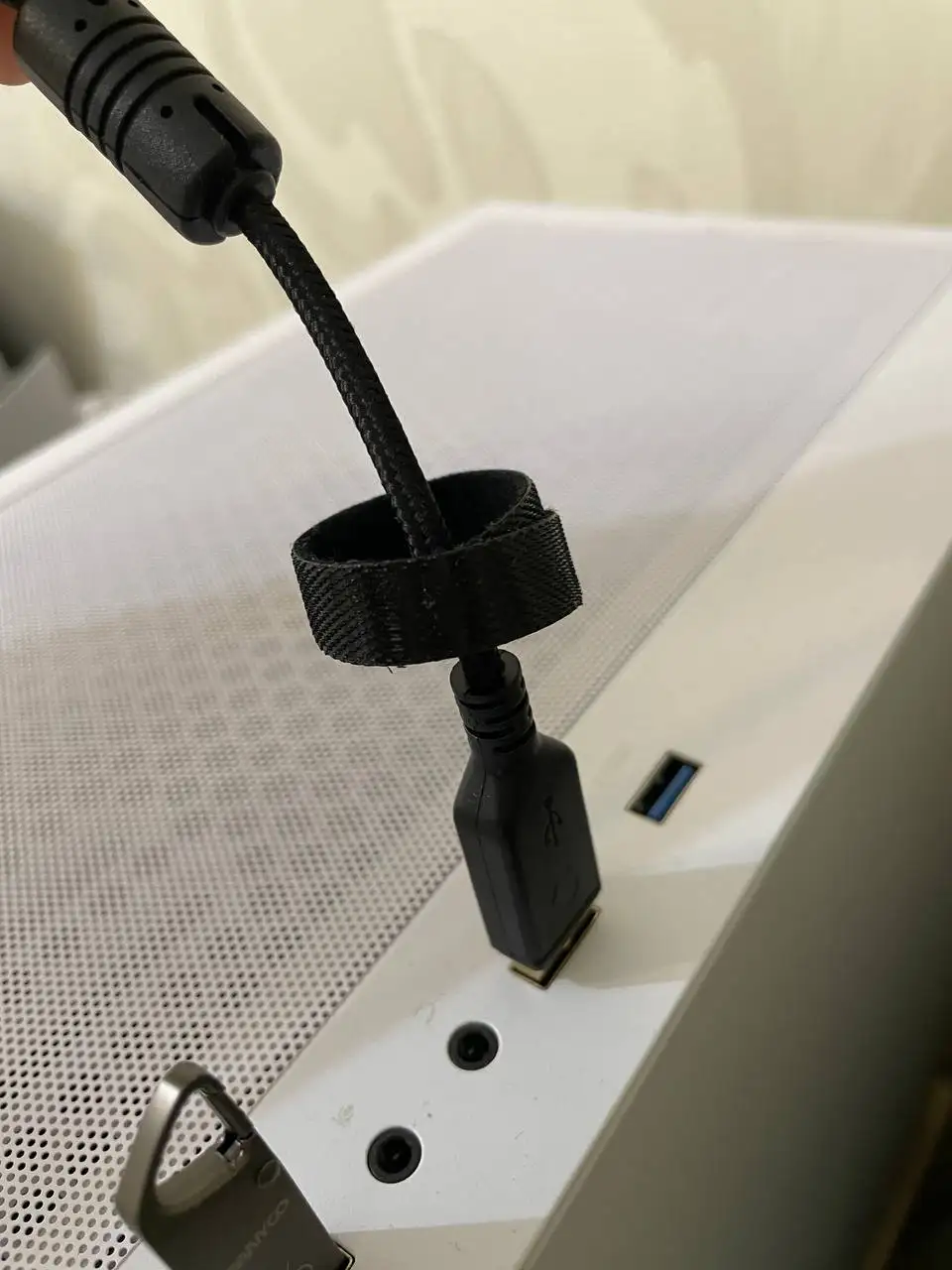 Игровые наушники - Аксессуары для игр (Электроника) в Барнаул