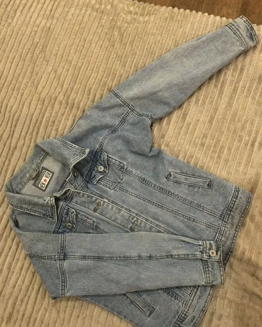 Женская джинсовка - Одежда в Барнаул