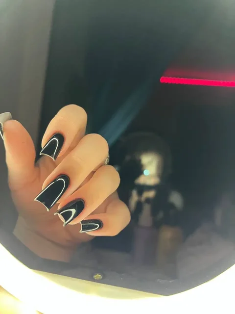 Маникюр и дизайн ногтей - Ремонт и установка окон в Барнаул