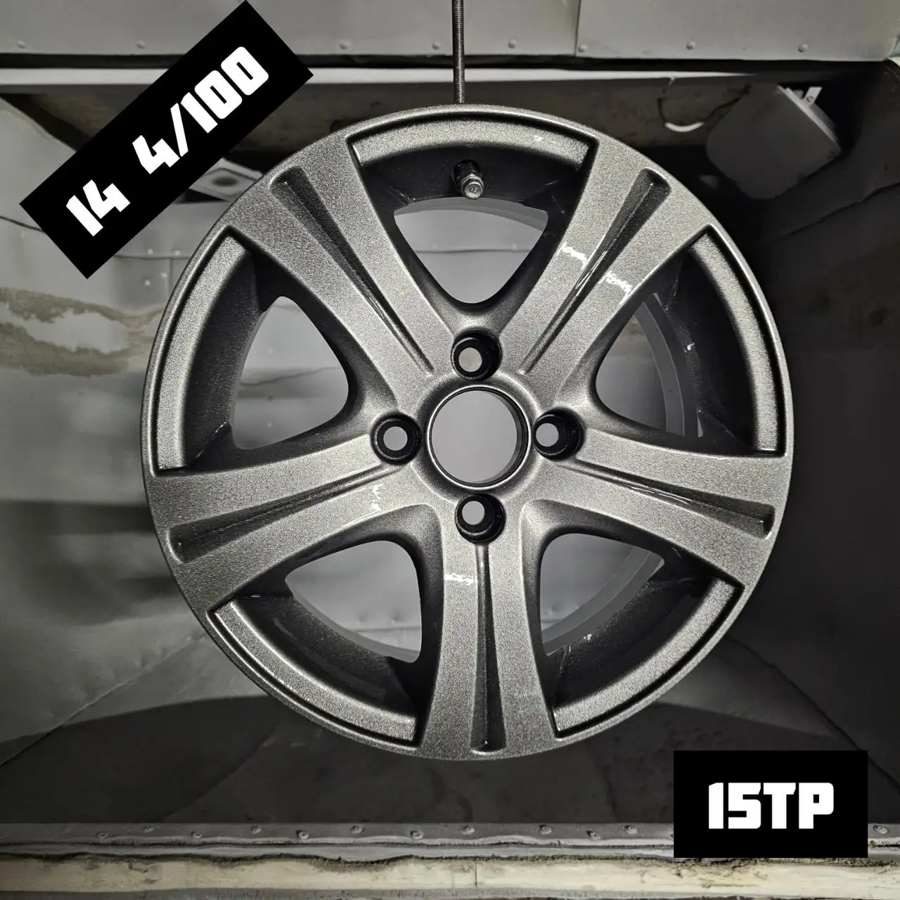 Продажа б/у дисков с торгом и возможностью обмена - Диски (Авто) в Барнаул