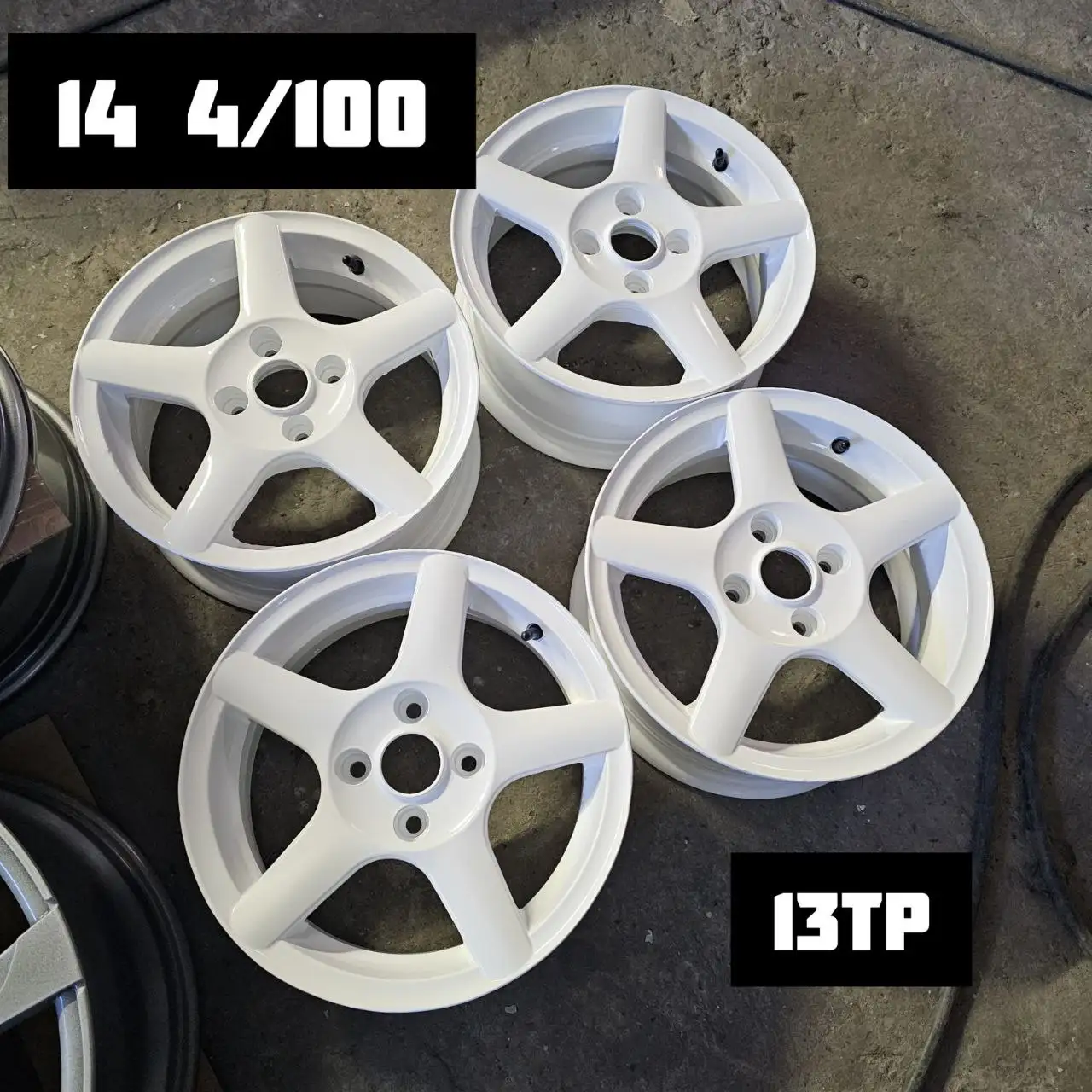 Продажа б/у дисков с торгом и возможностью обмена - Диски (Авто) в Барнаул