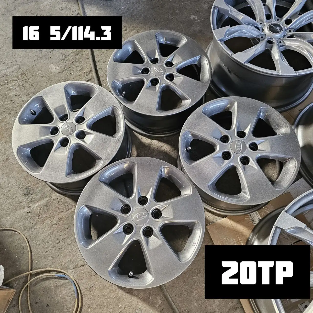 Продажа б/у дисков с торгом и возможностью обмена - Диски (Авто) в Барнаул