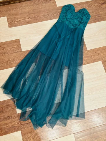 Продам вечернее платье размер 42-44 - частное объявление в Барнаул