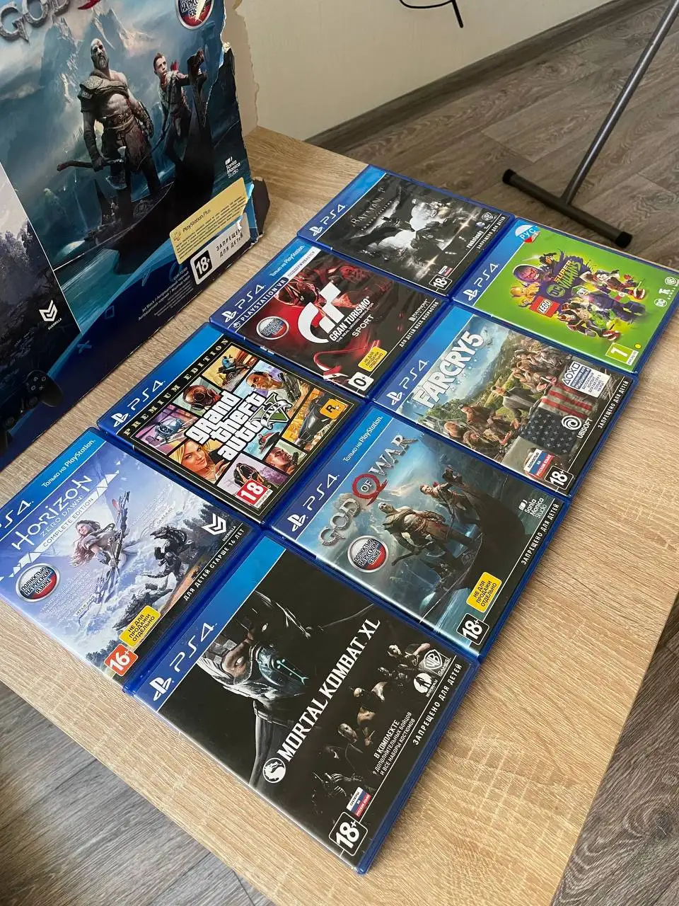 PlayStation 4 PRO с играми и аксессуарами - Игровые консоли (Электроника) в Барнаул