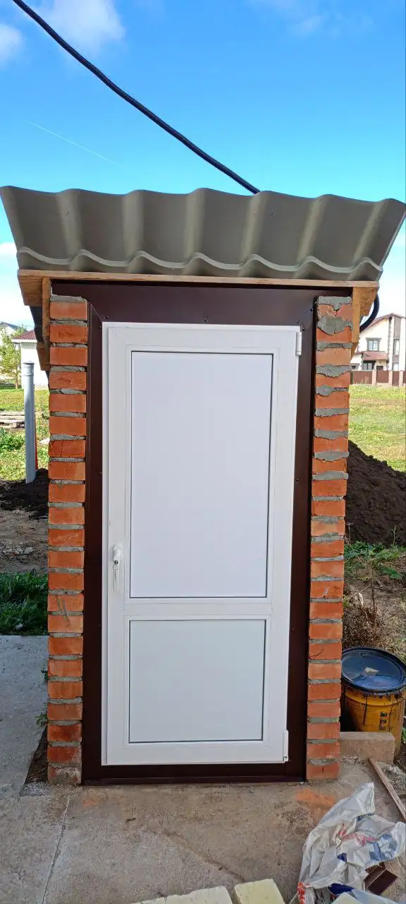 Установка пластиковых окон и дверей, отделка балконов - Ремонт и установка окон (Услуги) в Барнаул