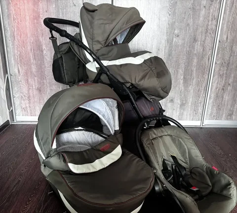 Продажа коляски Verdi 3 в 1 - Постельное белье в Барнаул