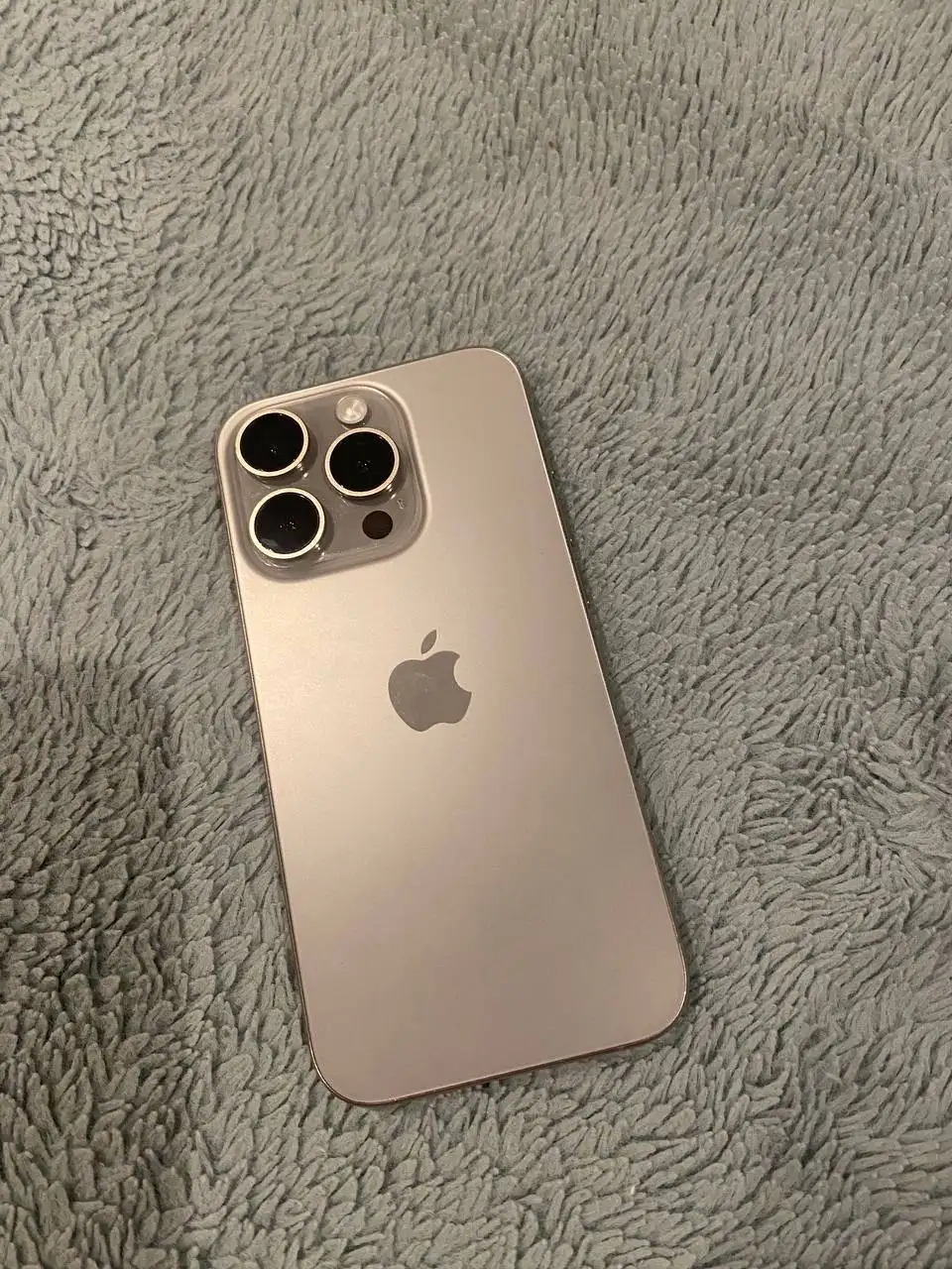 iPhone 15 Pro 256GB в отличном состоянии - Смартфоны (Электроника) в Барнаул