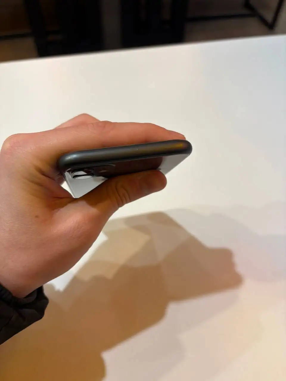 Продам iPhone 11 128 Гб черный в отличном состоянии - Смартфоны и телефоны (Электроника) в Барнаул