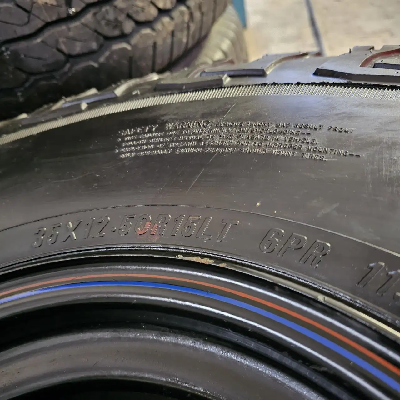 Продам запаску - Шины и диски (Запчасти) в Барнаул