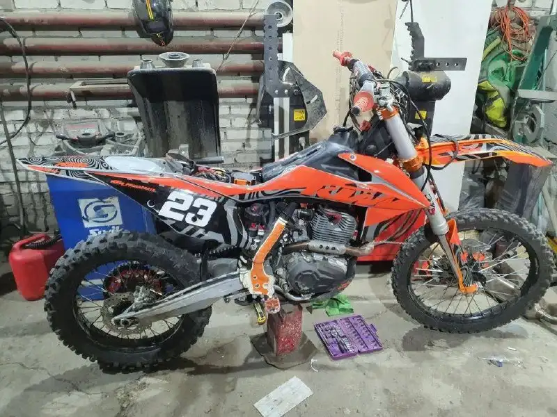 Эндуро мотоцикл GR8 250 с баланс валом в отличном состоянии - Барахолка в Барнаул