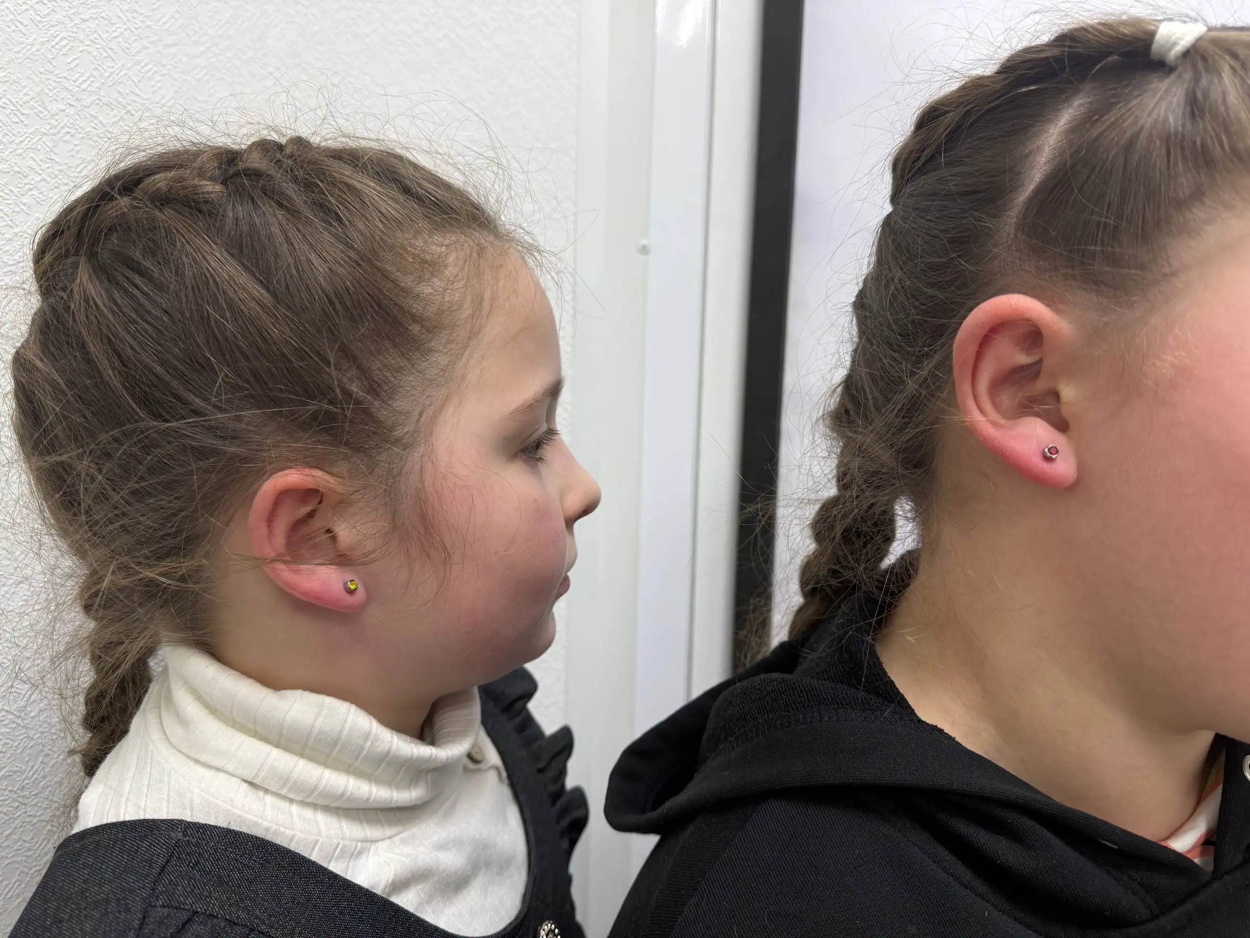 Прокол ушей для женщин и девушек - Прокол ушей (Красота и здоровье) в Барнаул