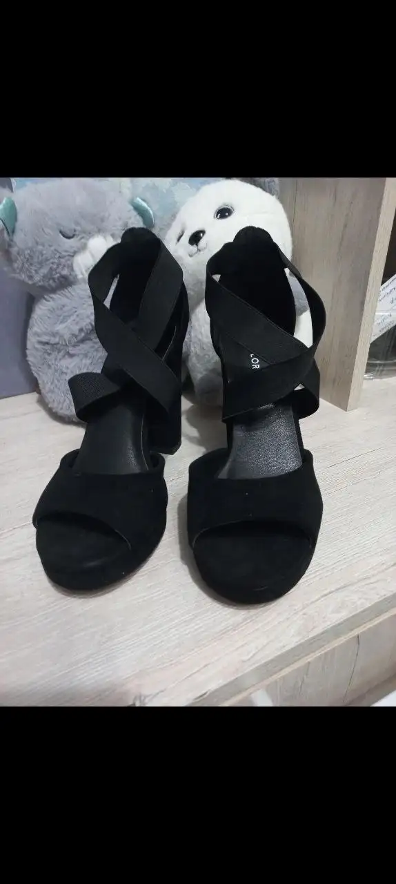 Продажа босоножек 36 размера - Обувь (Одежда) в Барнаул