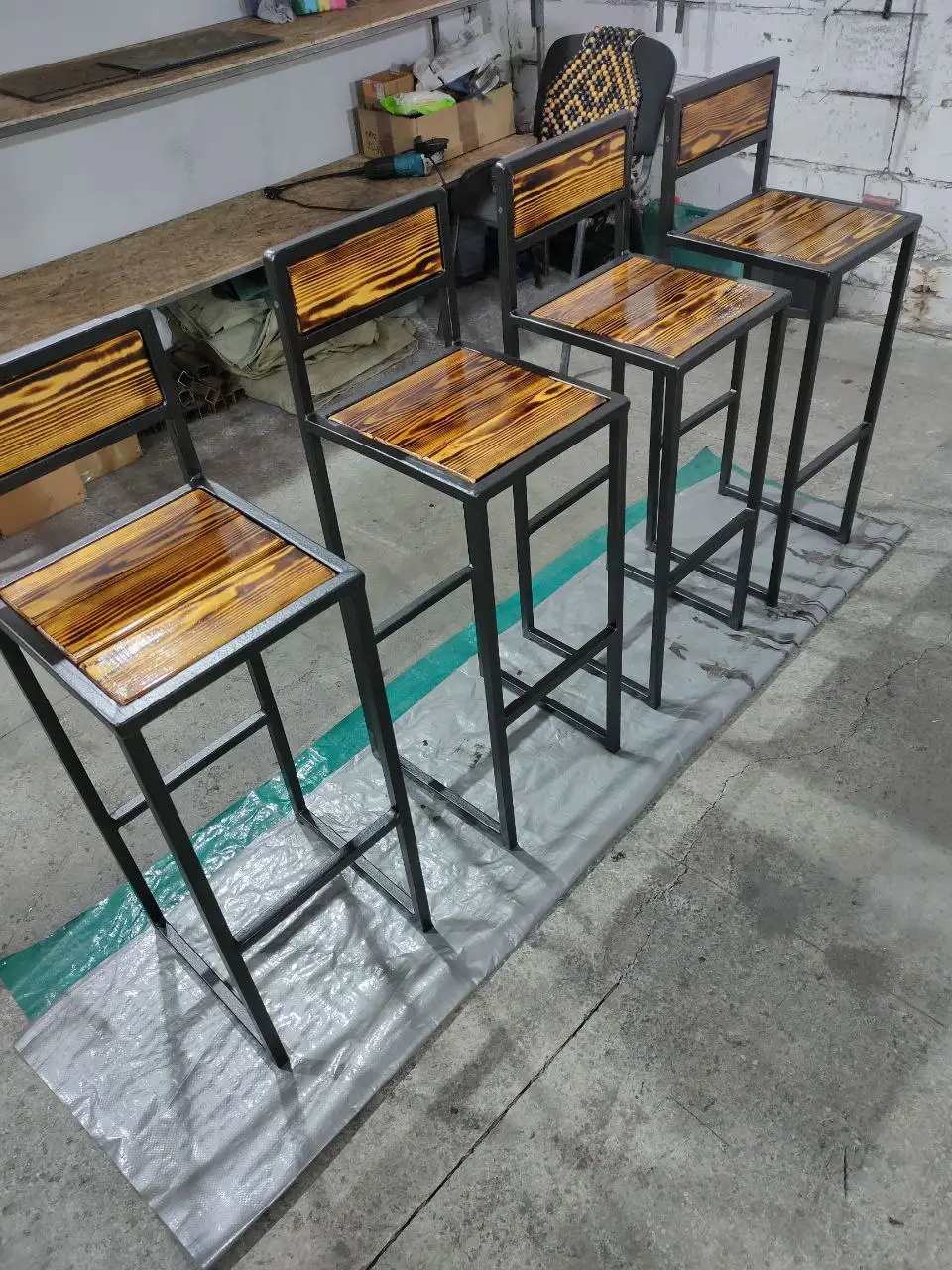 Металлоконструкции и стулья в стиле лофт - Мебель (Барахолка) в Новоалтайск