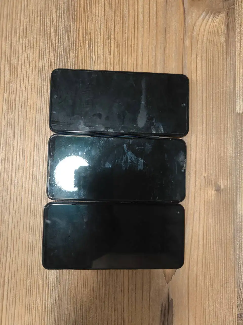 Продажа смартфонов Samsung, Realme и Xiaomi - Смартфоны и телефоны (Электроника) в Барнаул