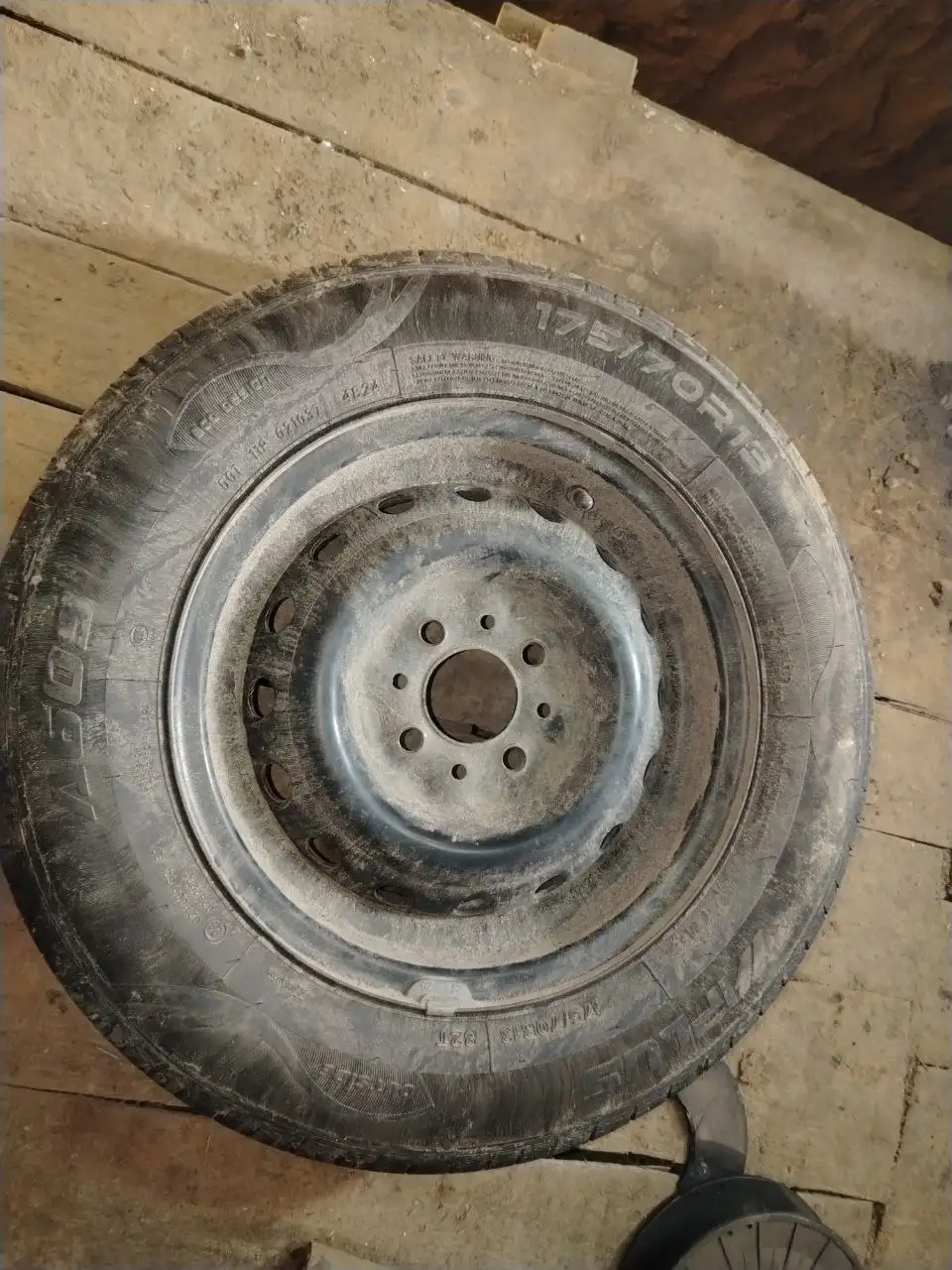 Продажа резины 175/70 R13 - Шины и диски (Авто) в Барнаул