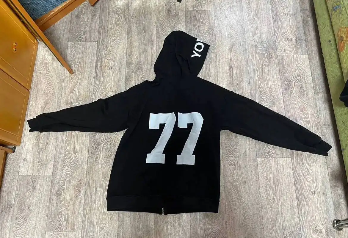 Продажа двух зипок Yori Sport размера М - Спортивная одежда (Одежда) в Барнаул