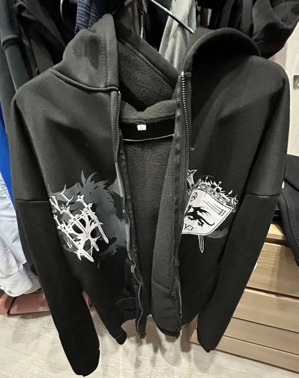 Продажа двух зипок Yori Sport размера М - Спортивная одежда (Одежда) в Барнаул