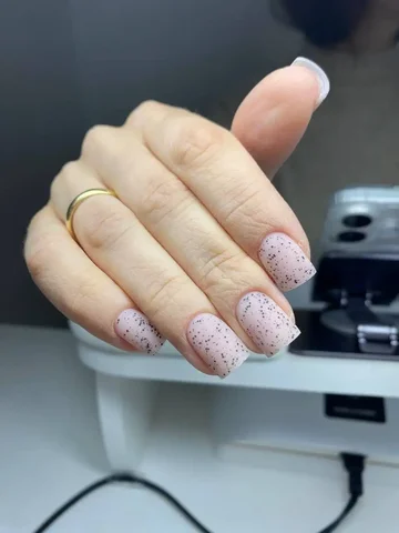 Услуги маникюра, педикюра и наращивания - Фотосъёмка в Барнаул