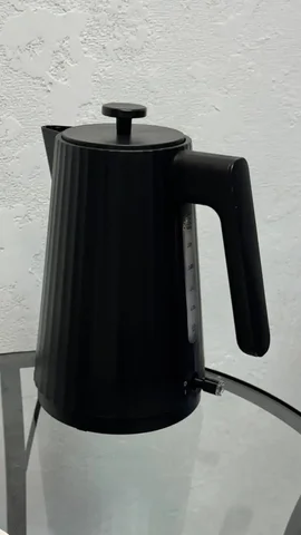 Чайник в идеальном состоянии - Инструменты в Барнаул