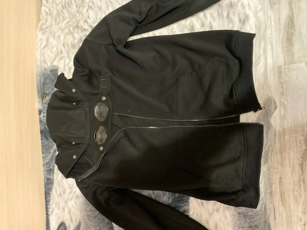 Продажа одежды - Одежда в Барнаул