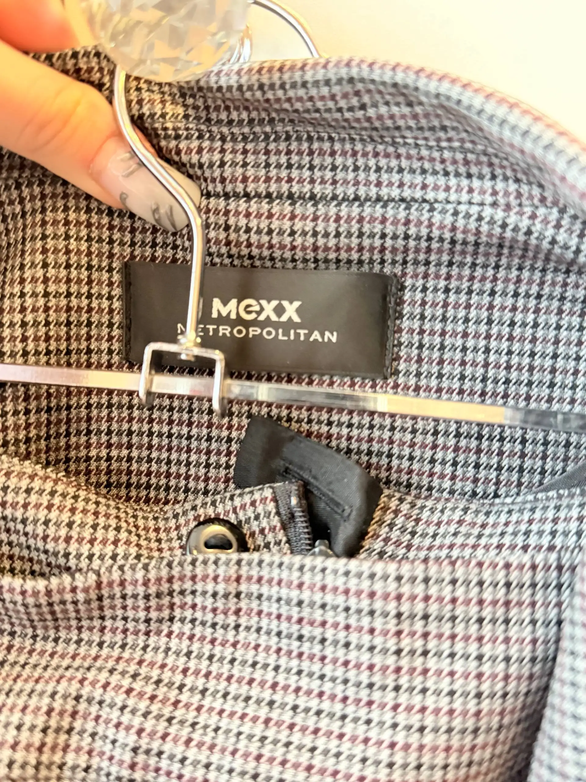 Костюм Mexx новый - Костюмы (Одежда) в Барнаул