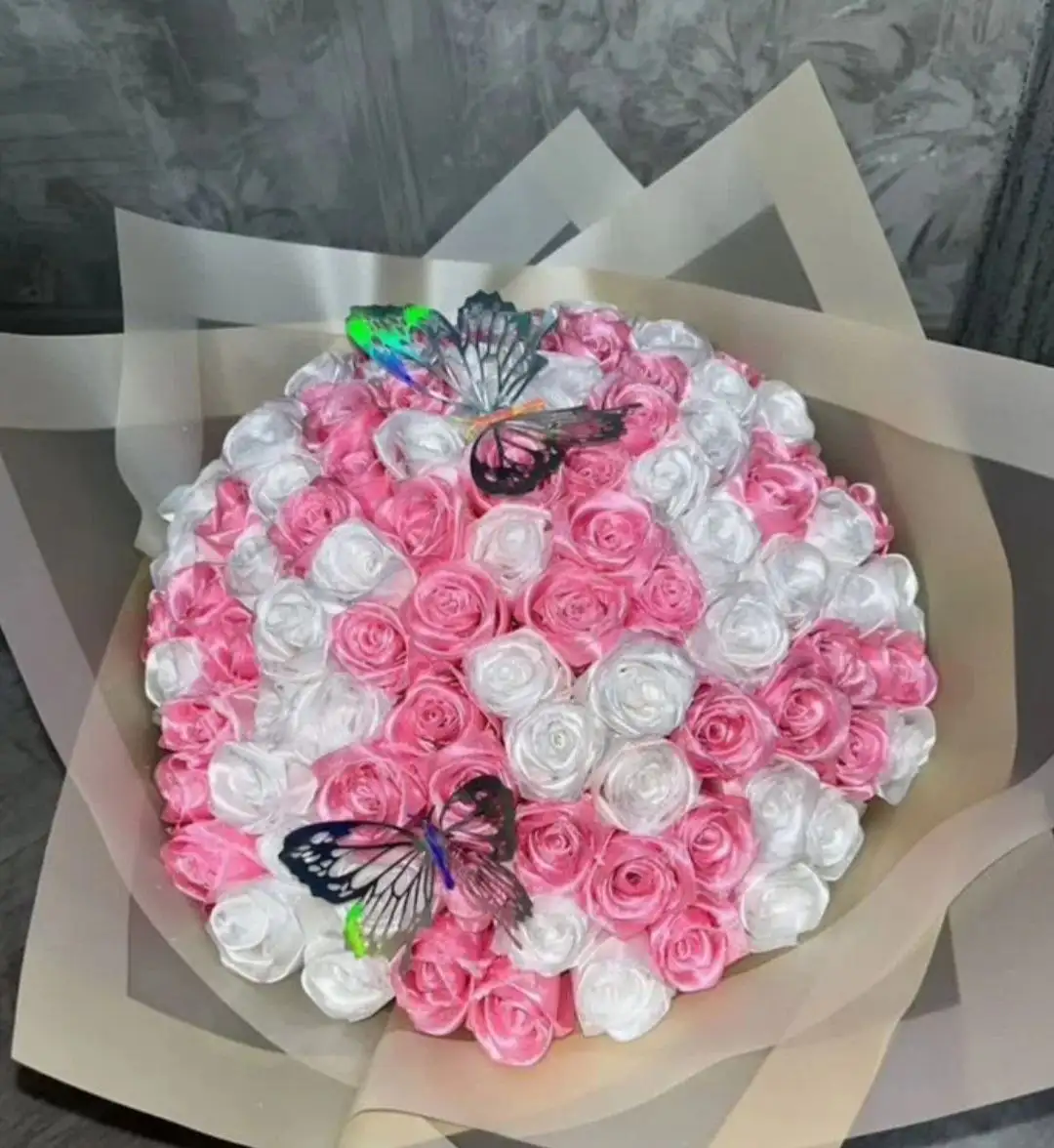 Букеты из атласных лент и светящиеся бабочки - Рукоделие (Барахолка) в Барнаул