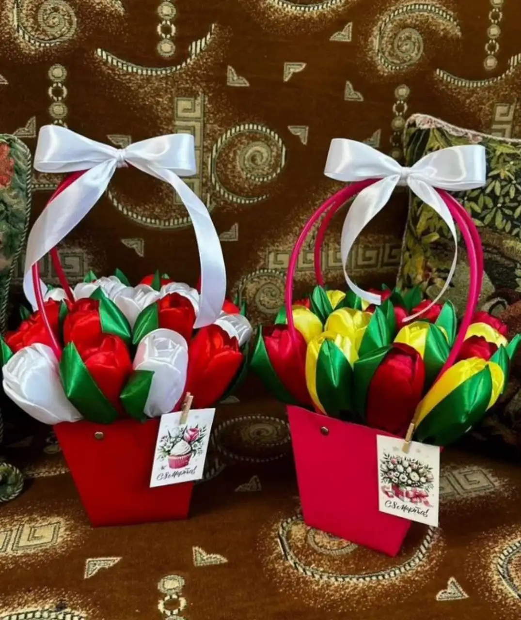 Букеты из атласных лент и светящиеся бабочки - Рукоделие (Барахолка) в Барнаул