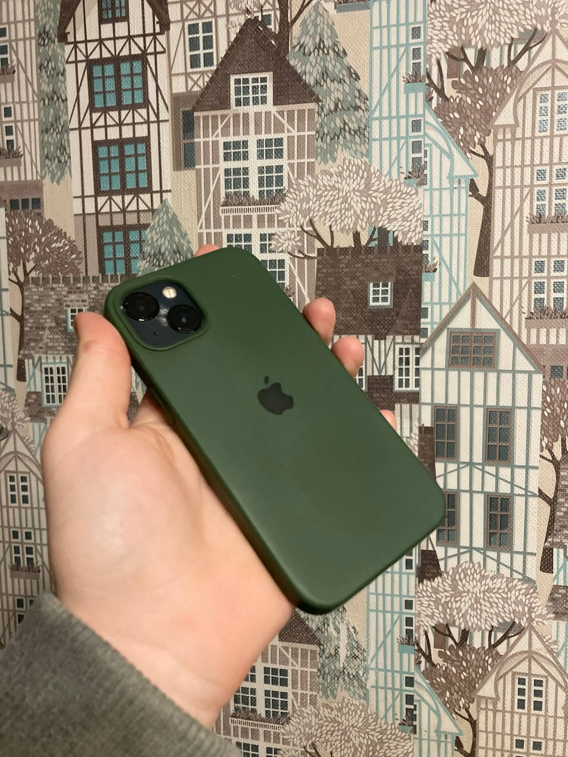 Продажа iPhone 13 с повреждениями - Смартфоны и телефоны (Электроника) в Барнаул