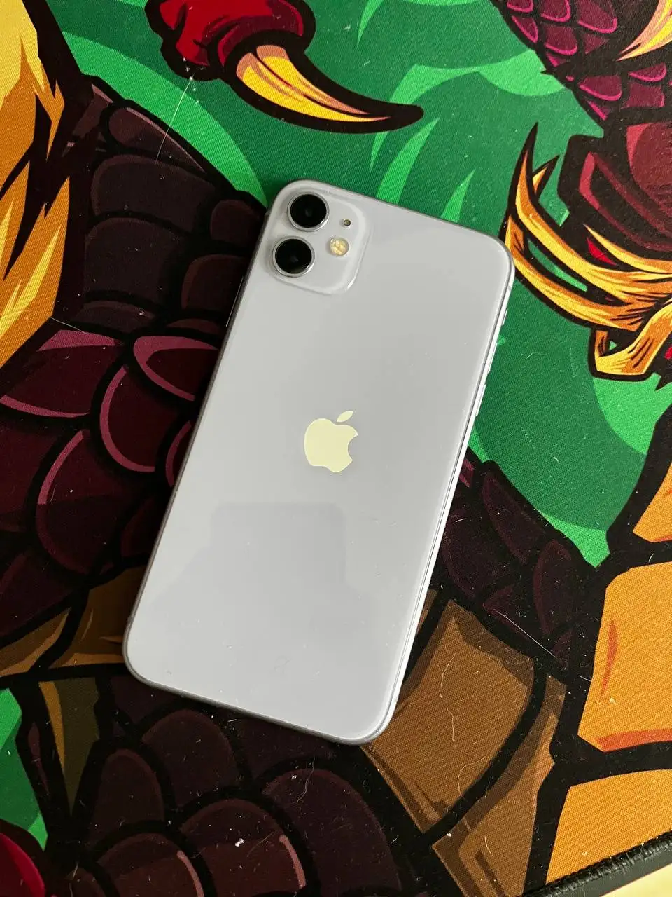 Продажа iPhone 11 и iPhone 13 - Смартфоны (Электроника) в Барнаул