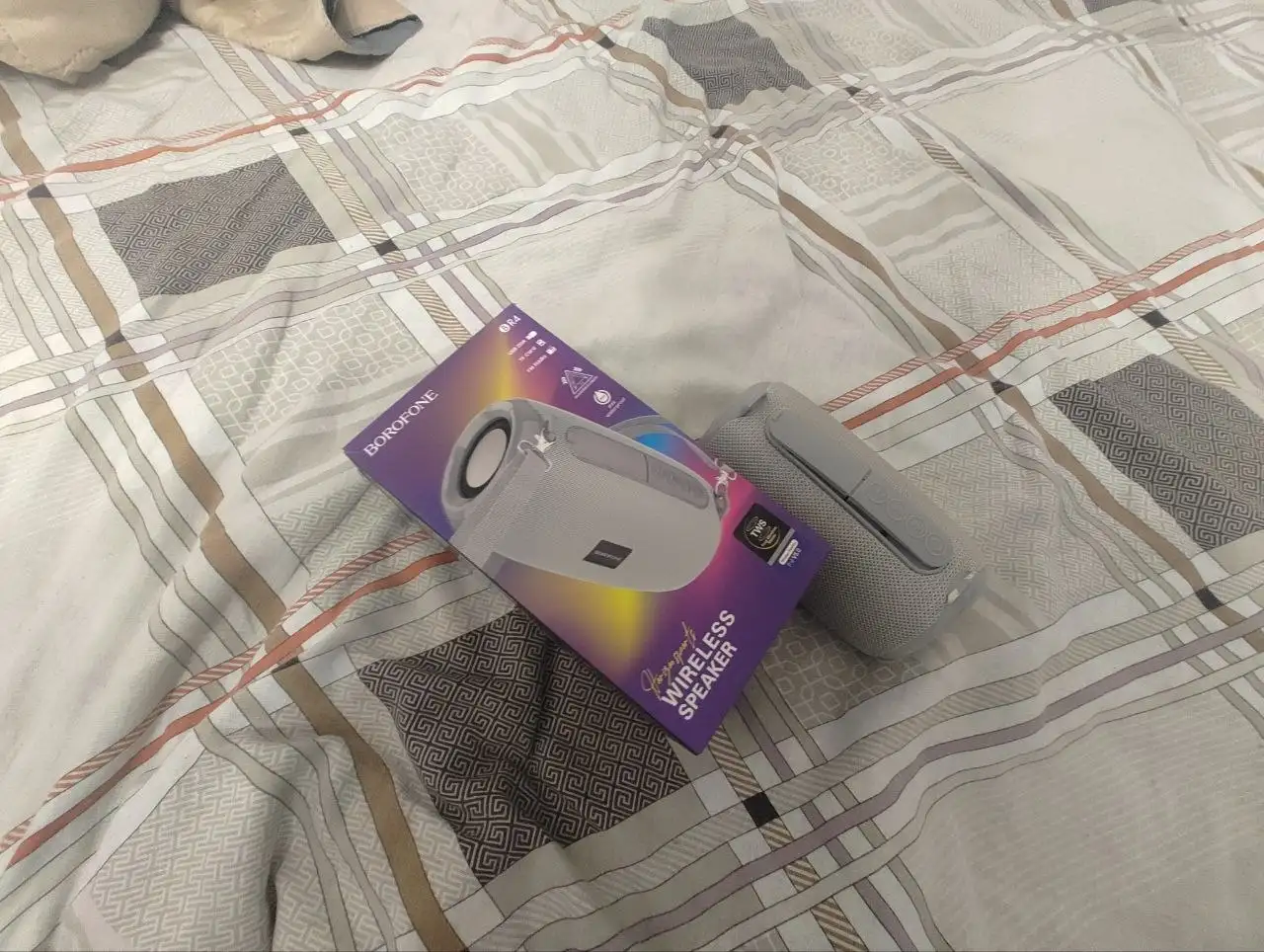 Колонка Borofone с дефектом - Аудиотехника (Электроника) в Барнаул