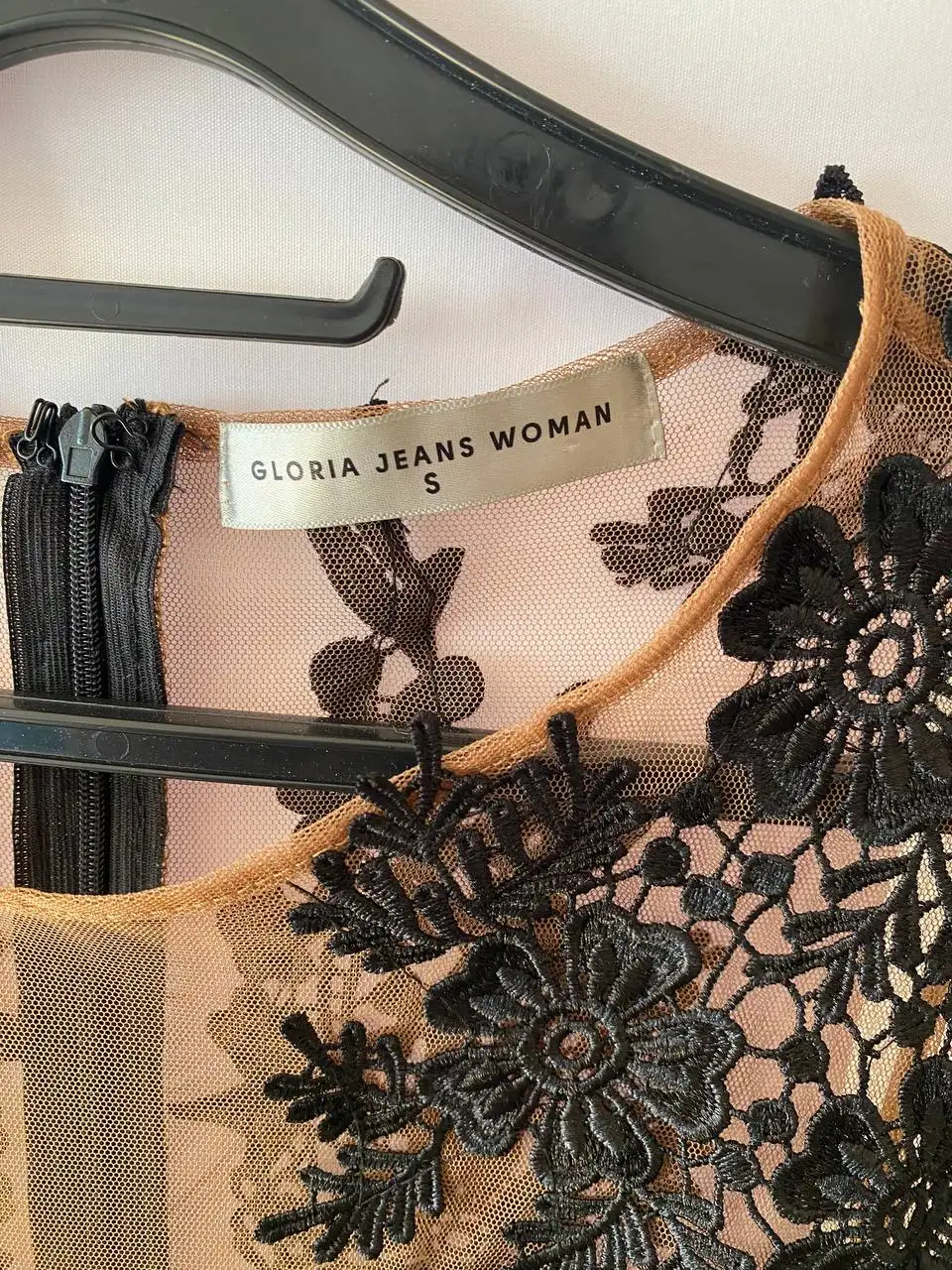 Продажа платьев в отличном состоянии - Платья (Одежда) в Барнаул