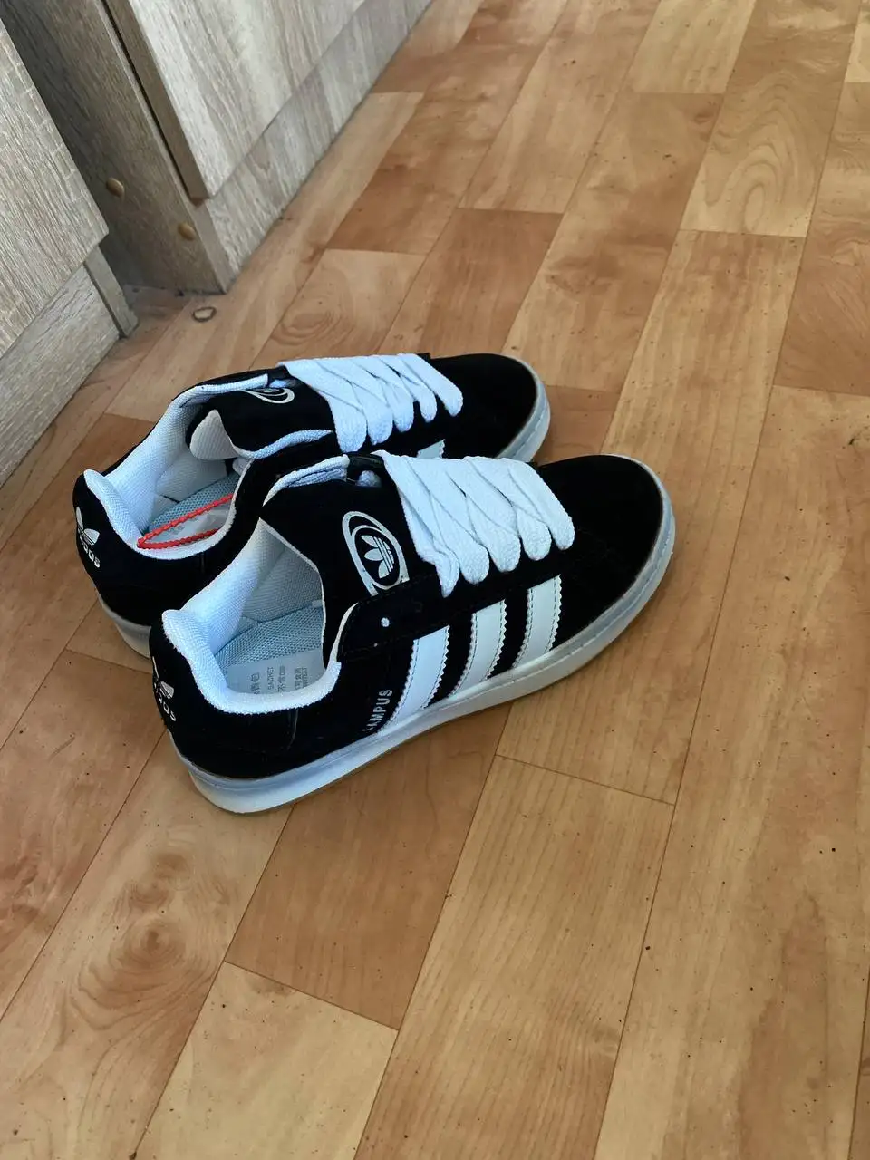 Женская обувь Адидас размеры 35-39 - Обувь (Одежда) в Барнаул