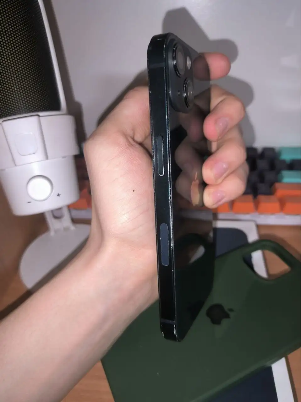 Айфон 13 128 ГБ - Смартфоны (Электроника) в Барнаул