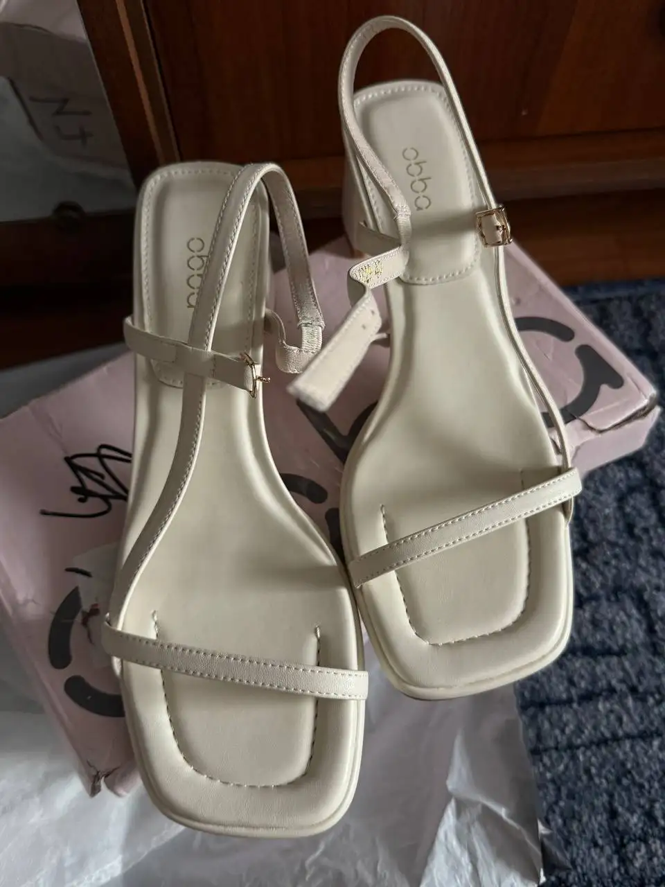 Продам новые туфли 40 размера - Обувь (Одежда) в Барнаул