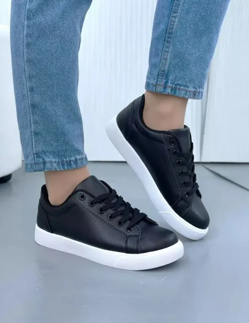 Кроссовки женские новые размер 40 - Куртки в Барнаул