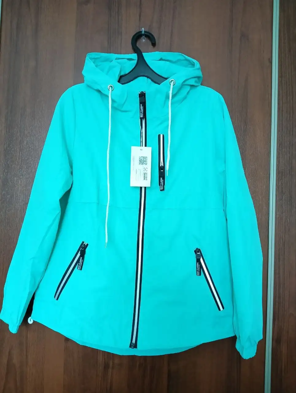 Ветровка бирюзовая новая - Верхняя одежда (Одежда) в Барнаул