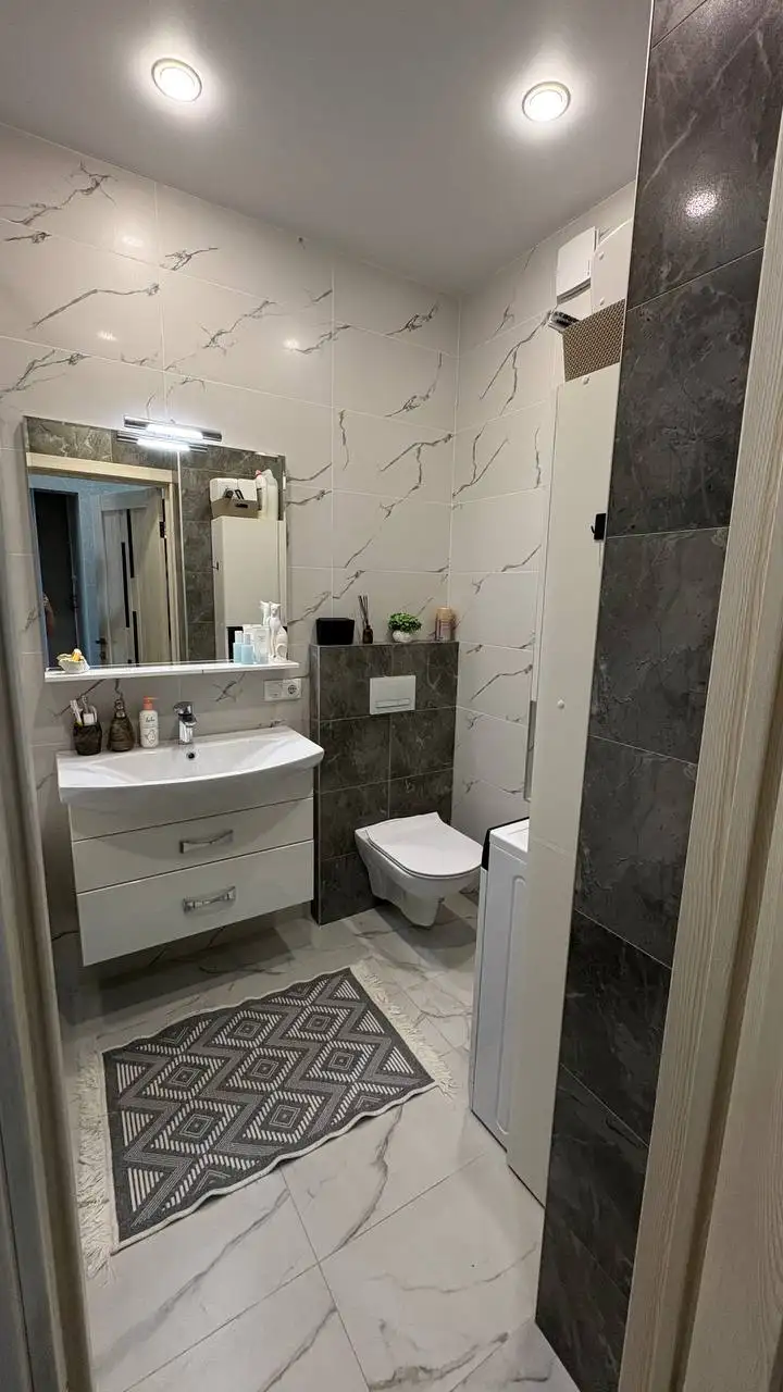 Продажа 2-комнатной квартиры в Индустриальном районе - Квартиры (Недвижимость) в Барнаул