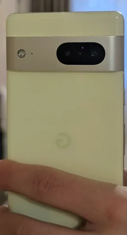 Продам Google Pixel 7 128ГБ с аксессуарами - Фото- и видеокамеры в Барнаул