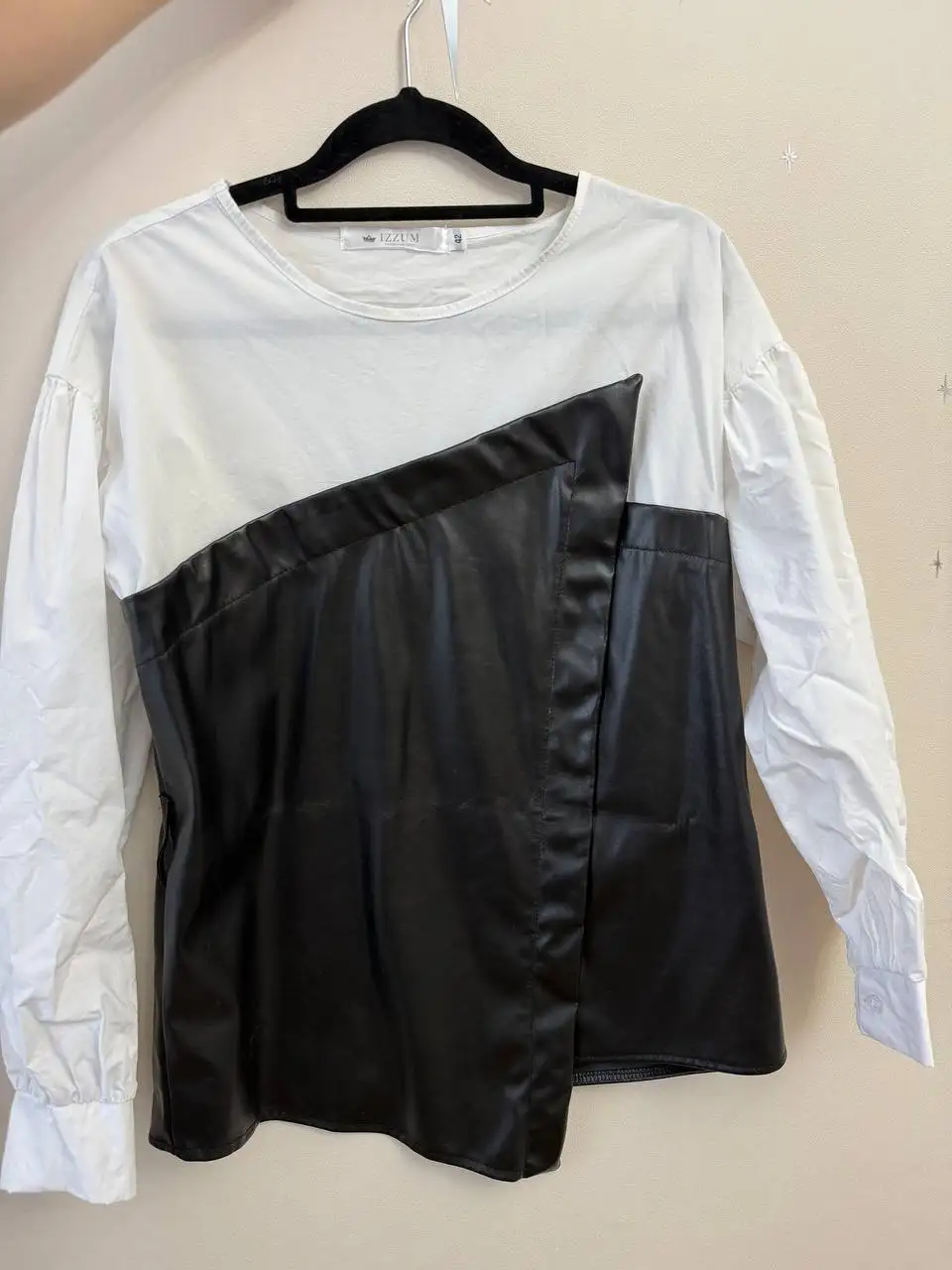 Блузка размер 42 новая - Женская одежда (Одежда) в Барнаул