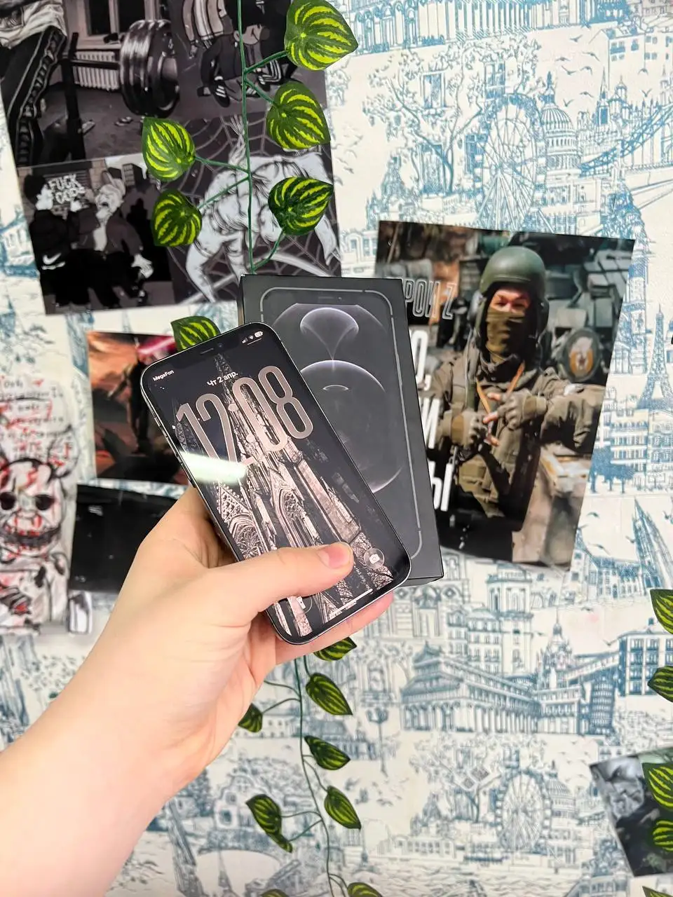 Продажа смартфона iPhone 13 128 ГБ - Смартфоны (Электроника) в Барнаул