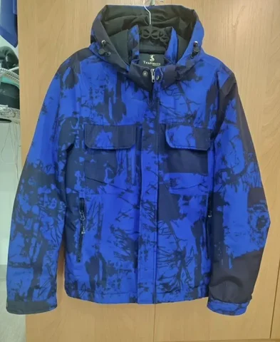 Демисезонная куртка размер 42-44 - Куртки в Барнаул