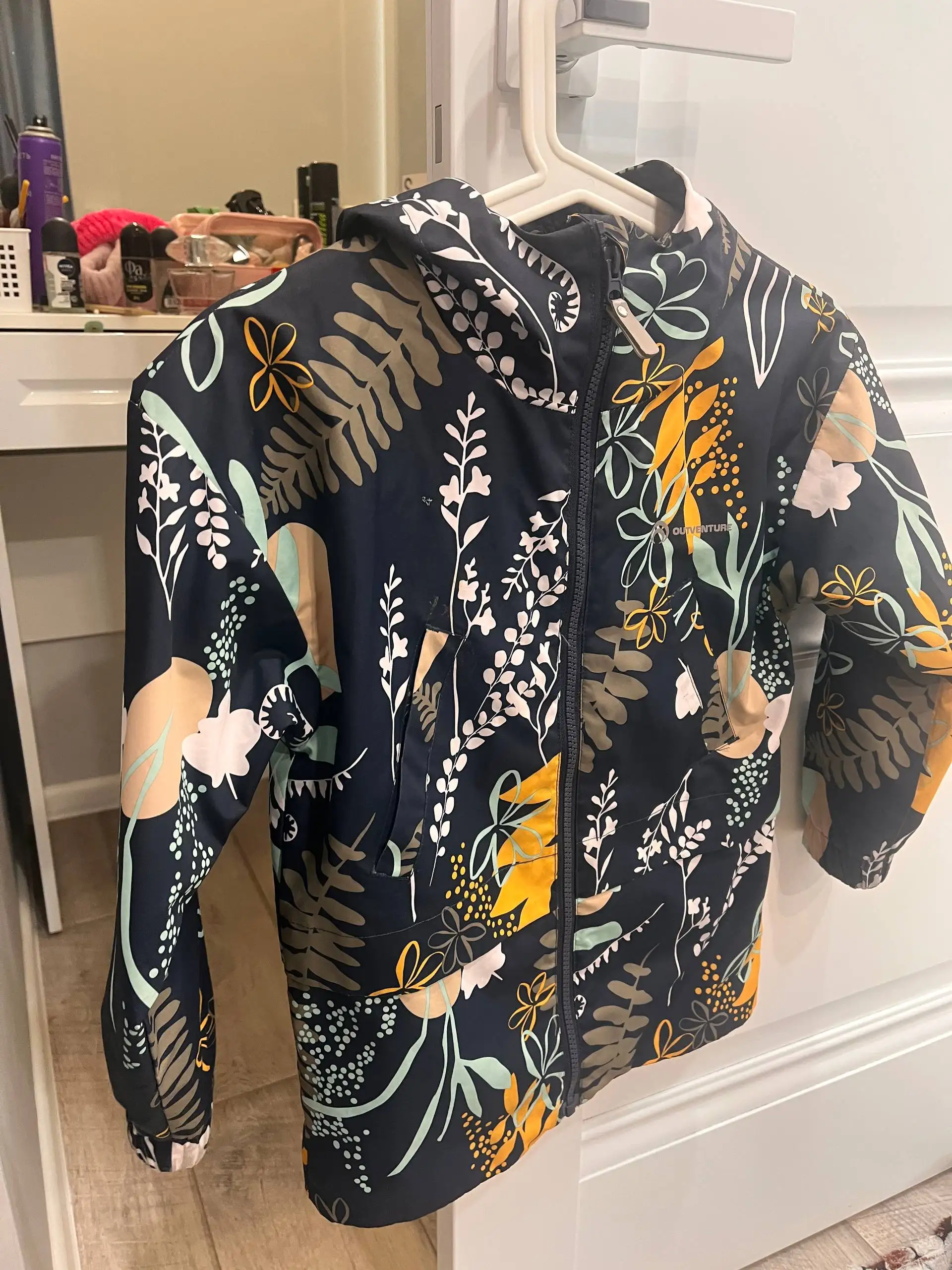 Ветровка - Одежда в Барнаул