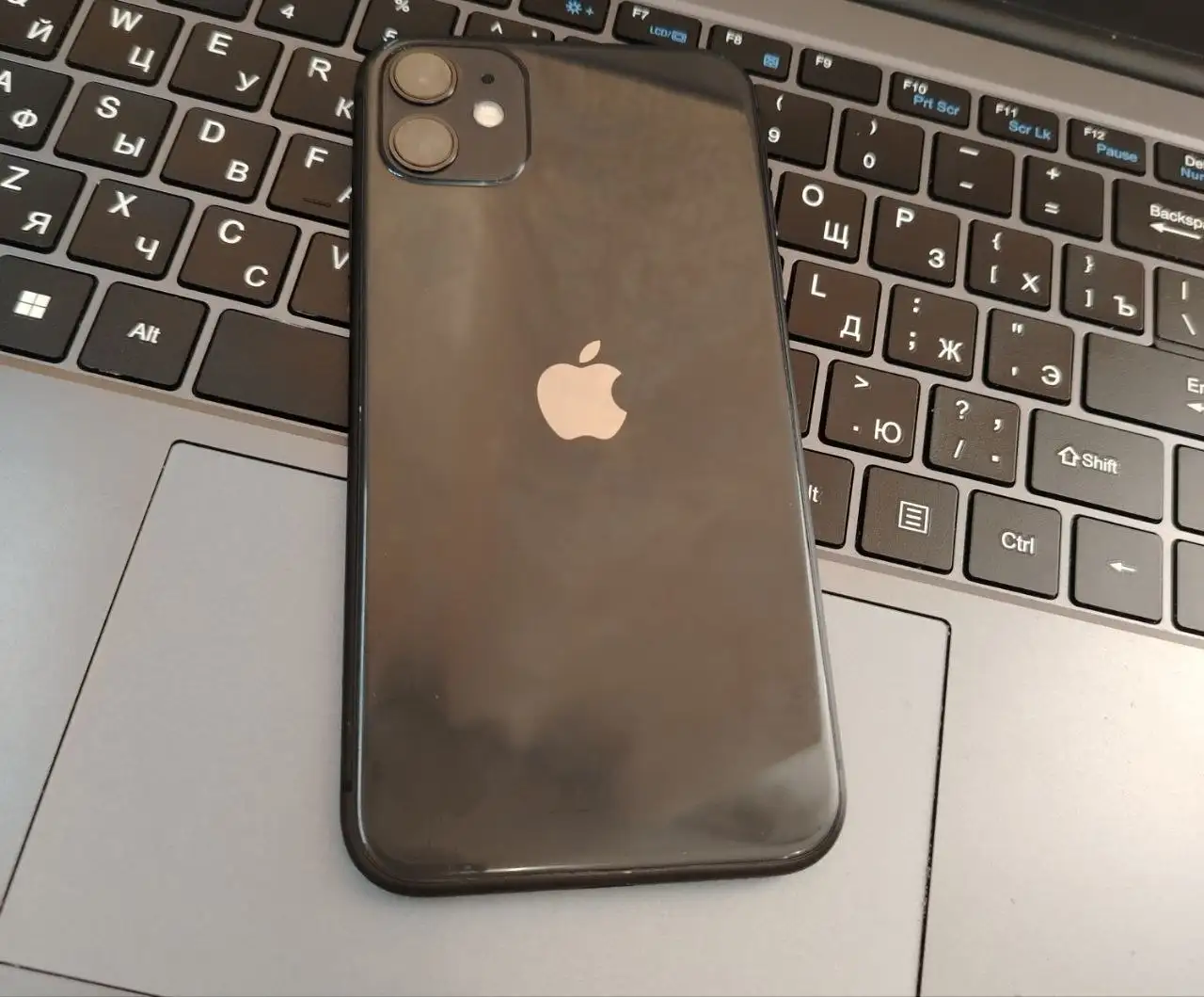 Продам iPhone 11 128 ГБ - Смартфоны (Электроника) в Барнаул