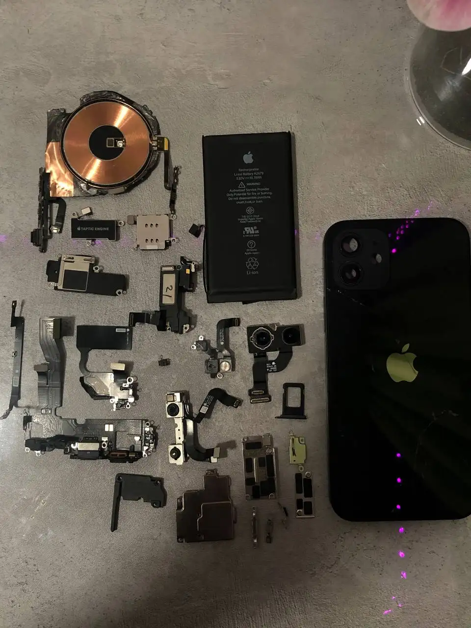 Комплектующие для iPhone 12 - Запчасти для телефонов (Электроника) в Барнаул