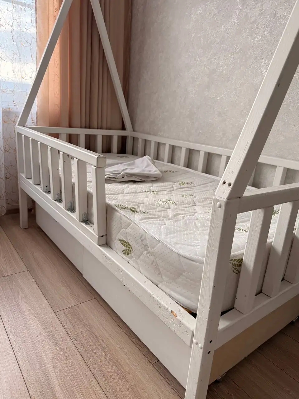 Детская кровать-вигвам с матрасом и ящиками - Мебель (Товары для детей) в Барнаул