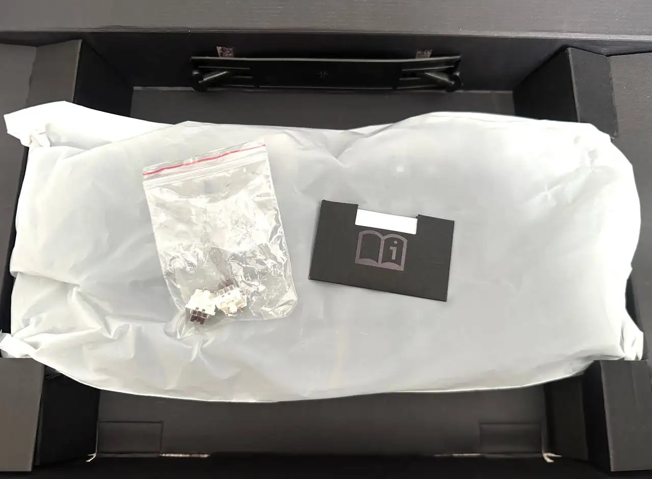 Продажа клавиатур, мыши и игровых наушников в отличном состоянии - Компьютерная периферия (Электроника) в Барнаул