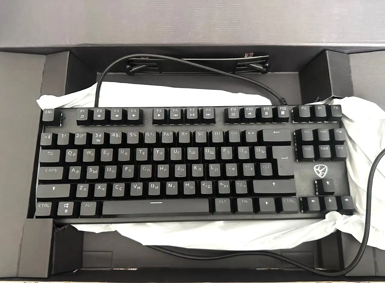 Продажа клавиатур, мыши и игровых наушников в отличном состоянии - Компьютерная периферия (Электроника) в Барнаул
