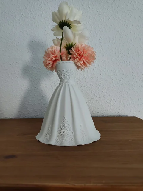 Подарочная ваза на свадьбу "Платье невесты" - Техника для дома в Барнаул