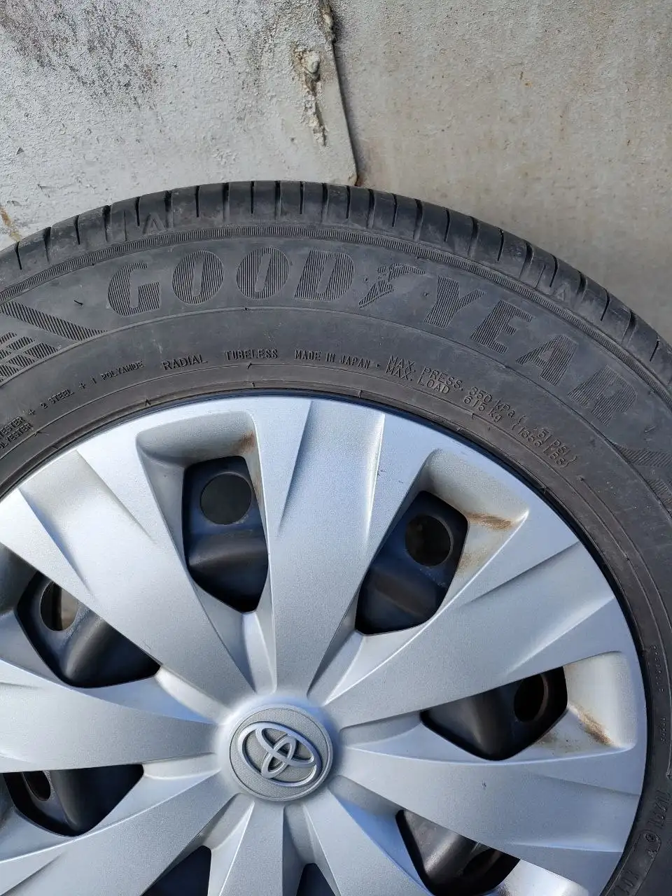 Продам колеса Toyota Noah - Колеса и диски (Запчасти) в Барнаул